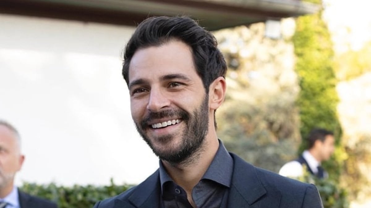 Hakan Sabancı'nın iki yabancı modeli takip etmesi akıllara, "Yeni bir