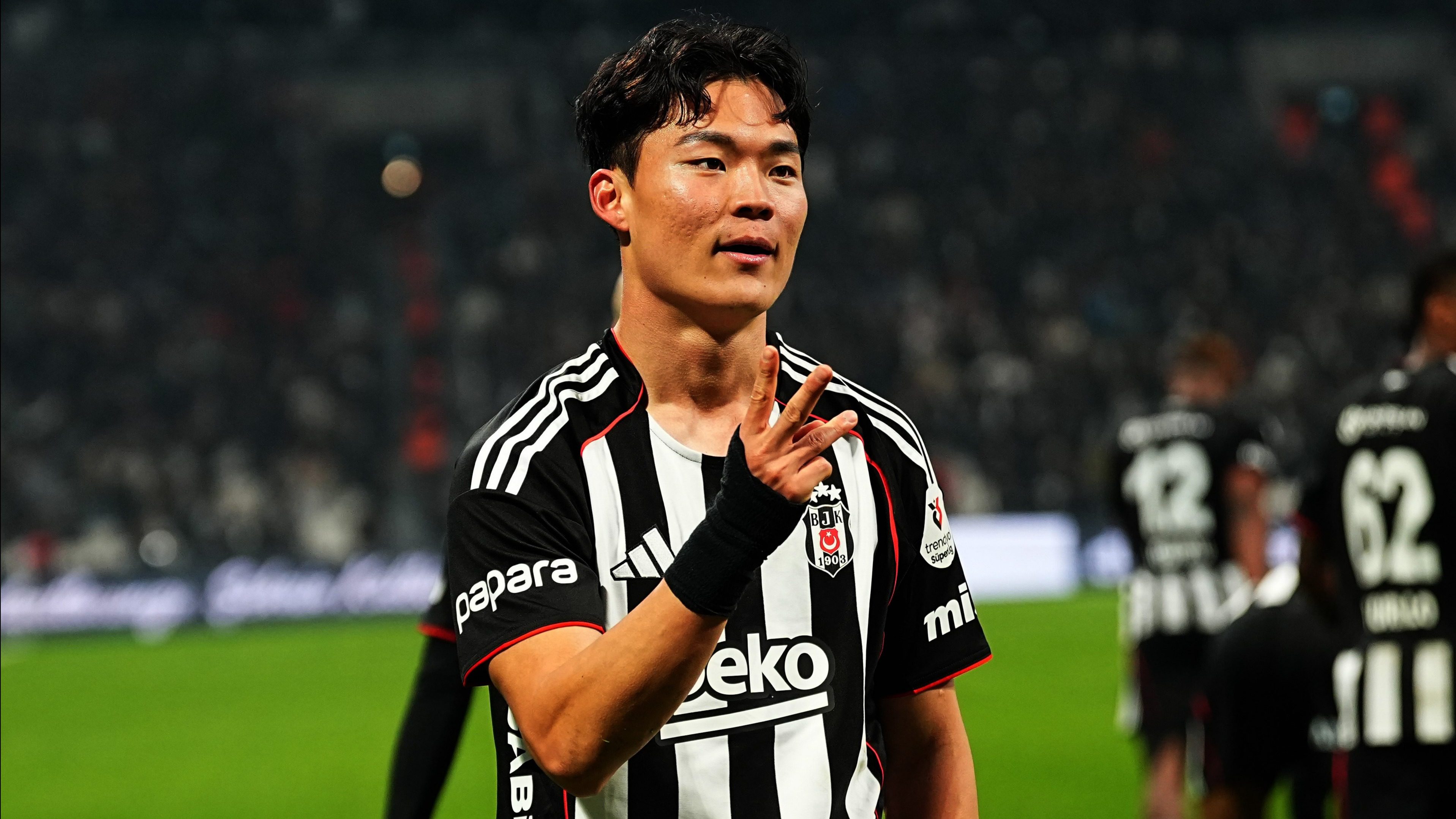 Beşiktaş’ın Güney Koreli santrforu Hyeon-Gyu Oh, Göztepe'yi de boş geçmeyerek