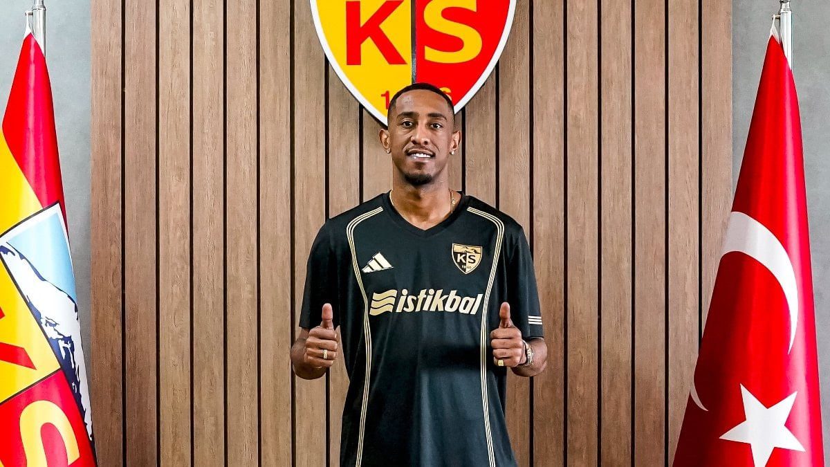 Kayserispor, Curaçao asıllı 31 yaşındaki Hollandalı savunma oyuncusu Joshua Brenet