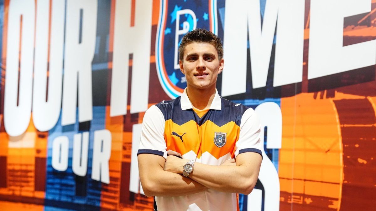 Başakşehir'in, Galatasaray'dan kiralık olarak kadrosuna kattığı Kazımcan Karataş, Eyüpspor maçıyla