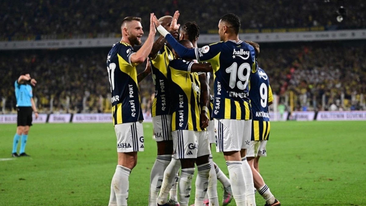 Süper Lig'in 20. haftasında Fenerbahçe, deplasmanda Kocaelispor'a konuk olacak.