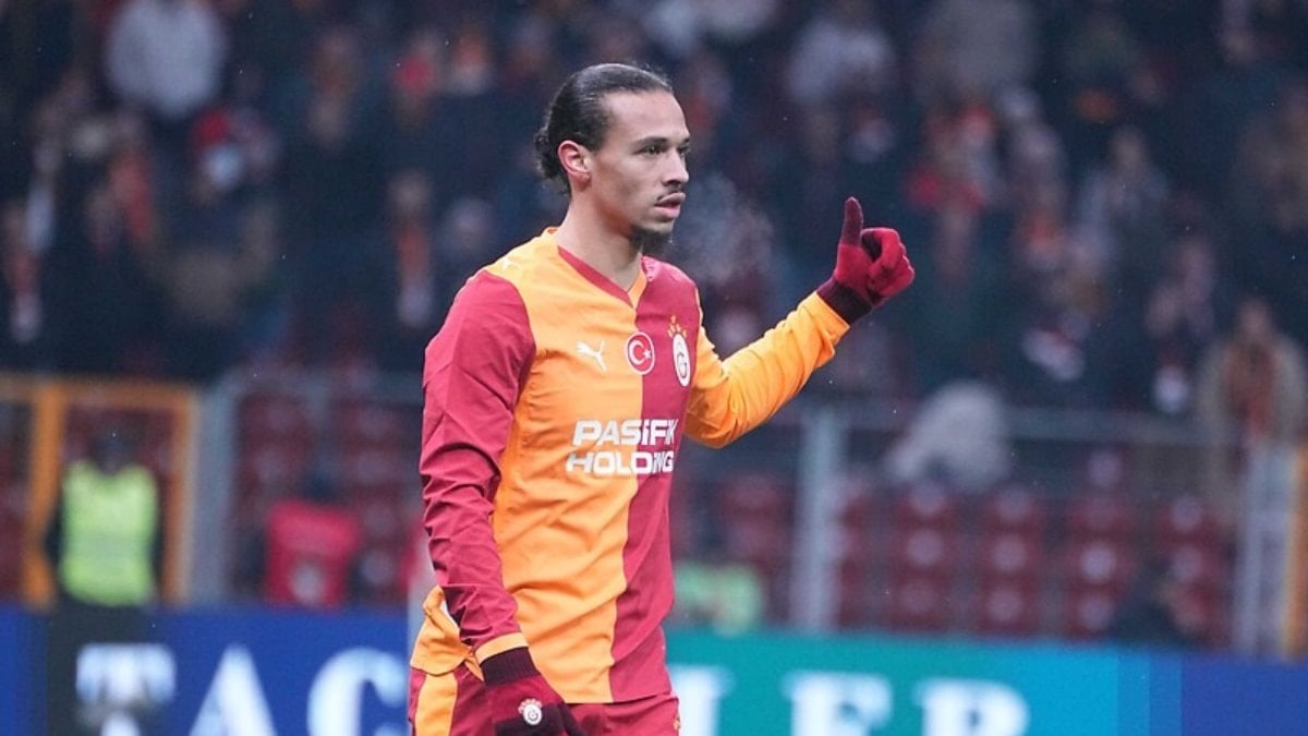 Galatasaray'ın yıldız futbolcusu Leroy Sane, Eyüpspor maçının geniş kadrosunda yer
