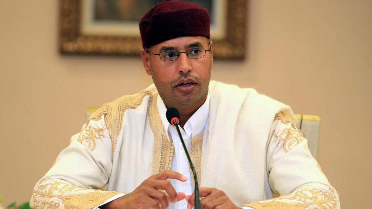 Libya'nın devrik lideri Muammer Kaddafi'nin oğlu Seyfülislam Kaddafi, uğradığı silahlı