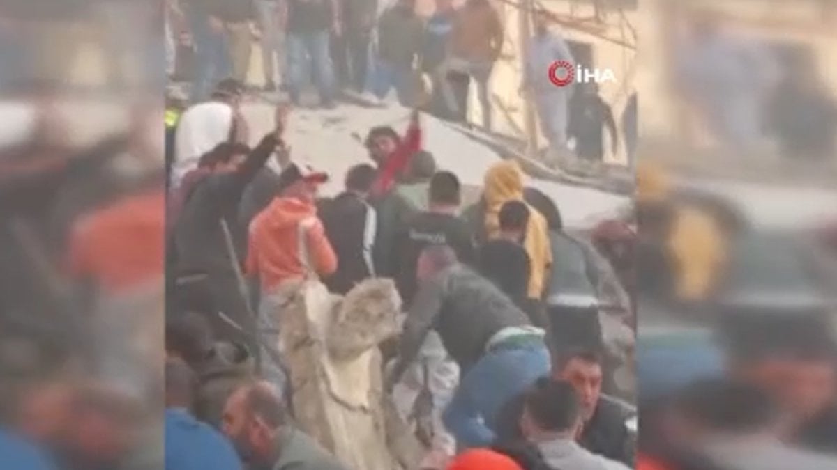 Lübnan’ın Trablusşam kentinde iki binanın çökmesi sonucu en az 6
