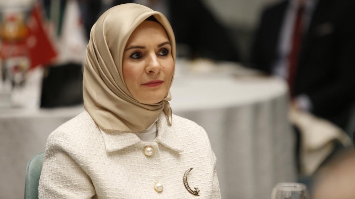 Aile ve Sosyal Hizmetler Bakanı Mahinur Özdemir Göktaş, çocukları korumaya