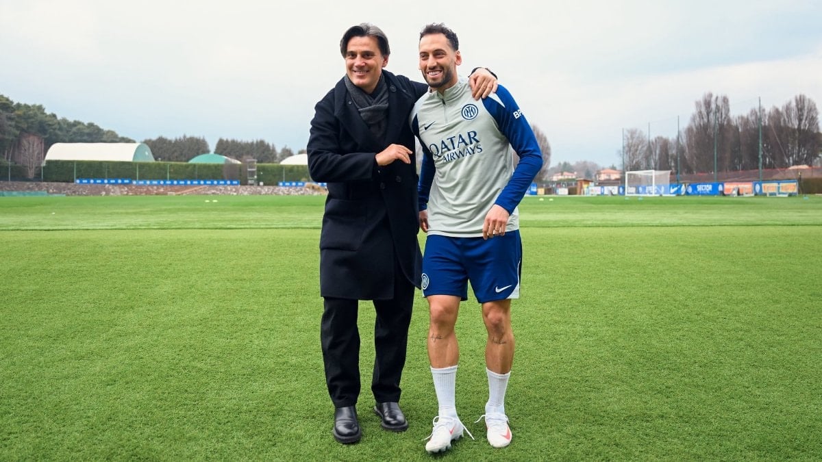 A Milli Futbol Takımı Teknik Direktörü Vincenzo Montella, İtalya'da Cagliari