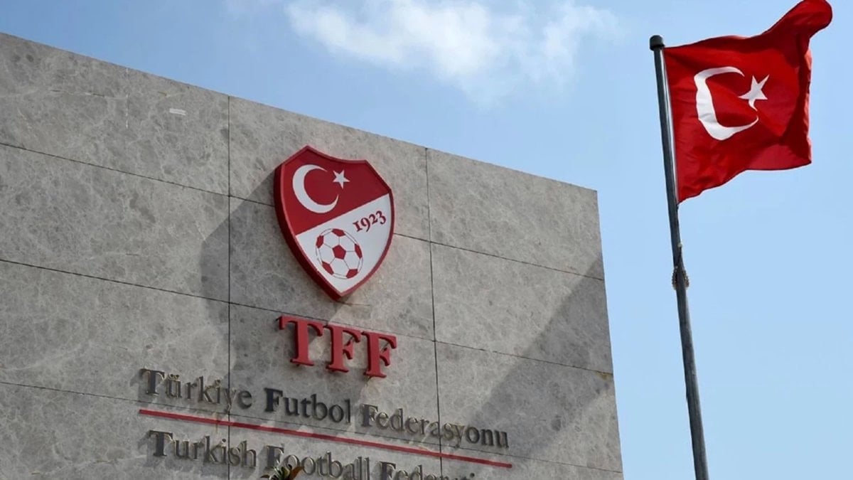PFDK, Fenerbahçe Kocaeli ve Beşiktaş'a para cezası verildiğini açıkladı.
