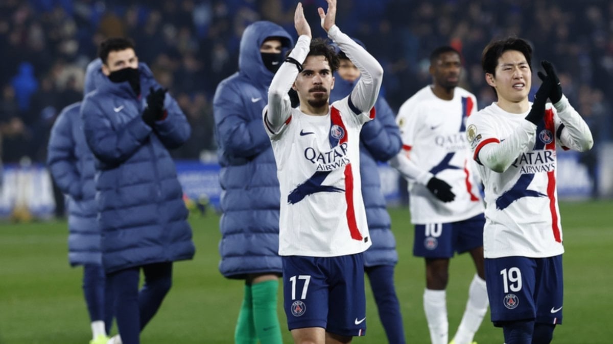 Ligue 1'in 20. haftasında PSG, Strasbourg'u deplasmanda 2-1 mağlup ederek