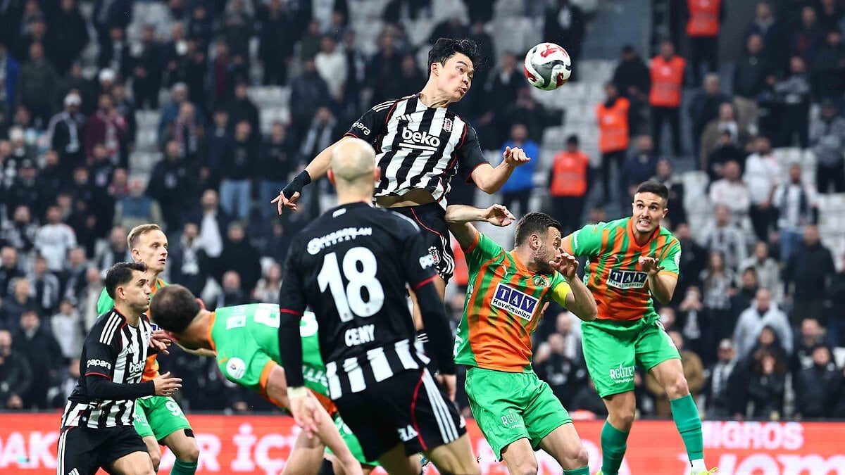 Beşiktaş, Süper Lig’in 22. haftasında bugün deplasmanda RAMS Başakşehir ile