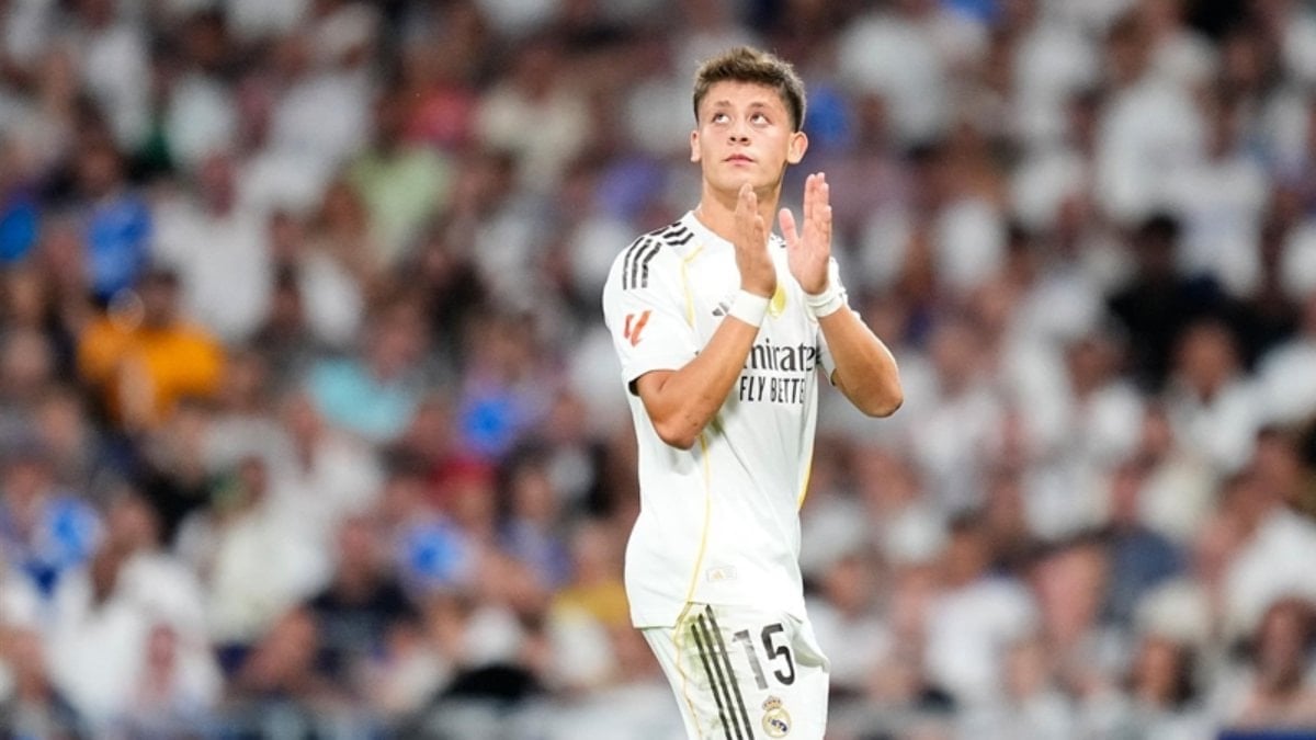 Real Madrid'de mobbinge uğradığı iddialarına yanıt veren Arda Güler, kendisi