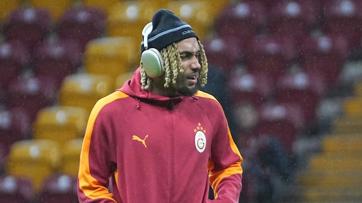Galatasaray'a geri dönen Sacha Boey, 760 gün sonra sarı-kırmızılı taraftarların
