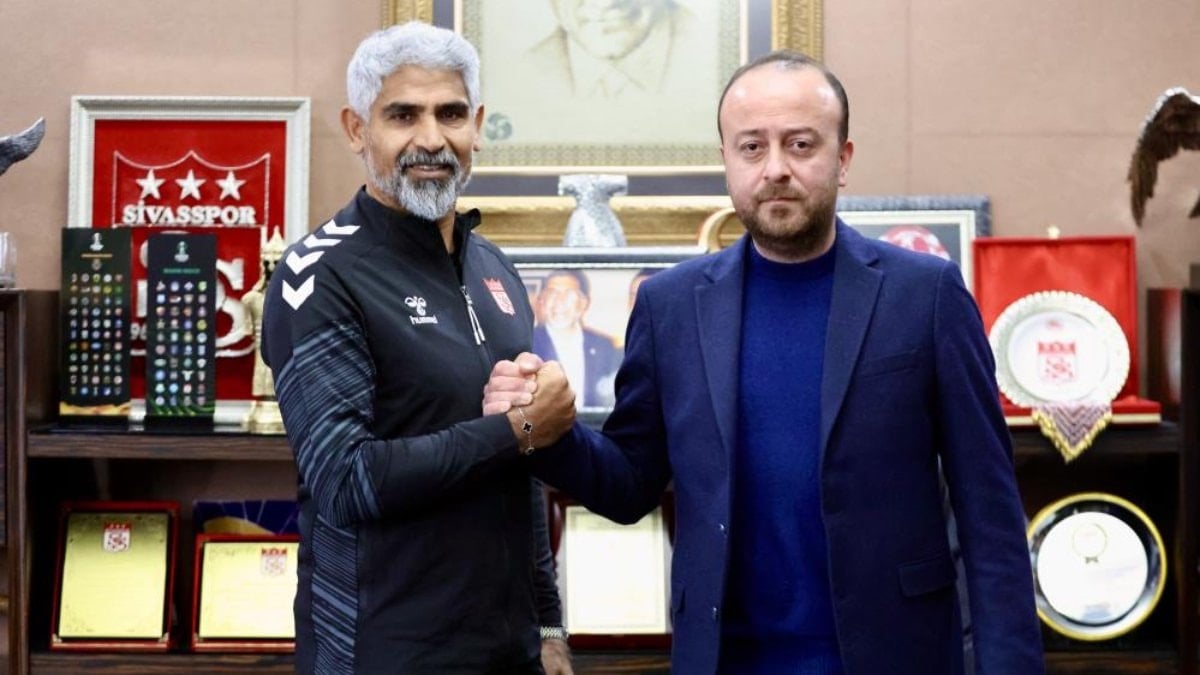 Sivasspor, teknik direktörlük görevine İsmet Taşdemir’i getirdi.
