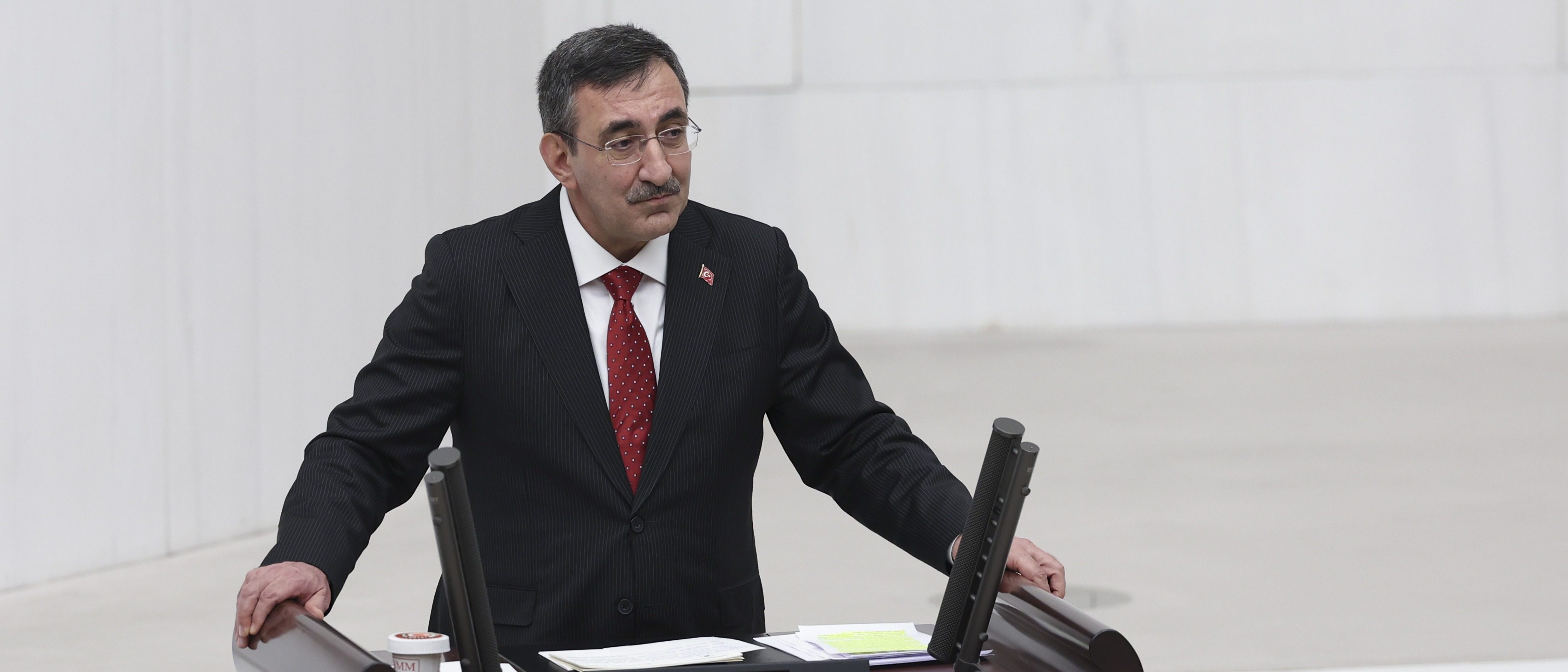 Meclis'te yaşanan yemin gerilimiyle ilgili Cumhurbaşkanı Yardımcısı Cevdet Yılmaz'dan açıklama