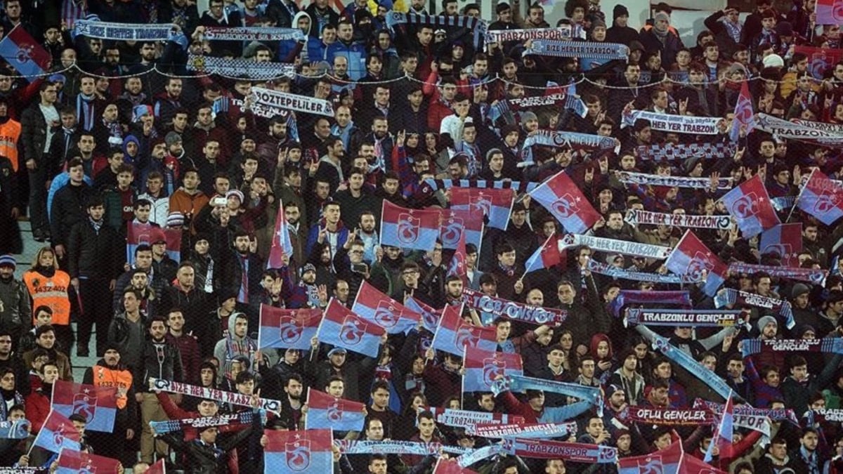 Trabzonspor Divan Başkanı Mahmut Ören, Fenerbahçe maçı öncesinde taraftarlara seslenerek,