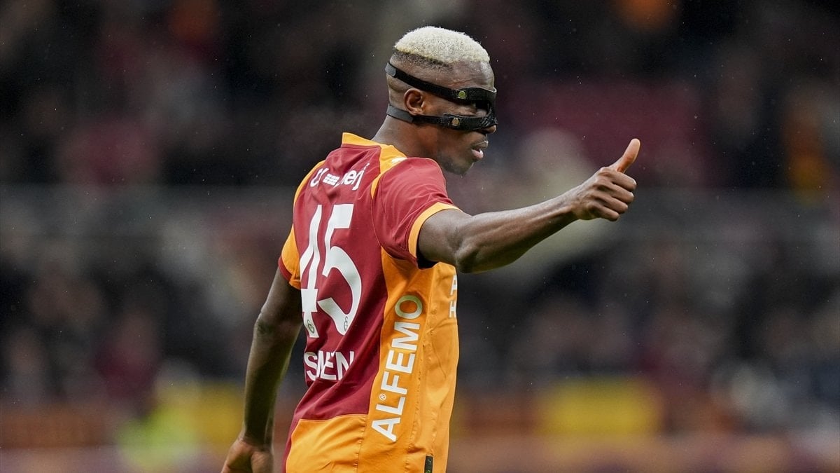 Galatasaraylı futbolcu Victor Osimhen, Kayserispor maçında attığı golle bu sezon