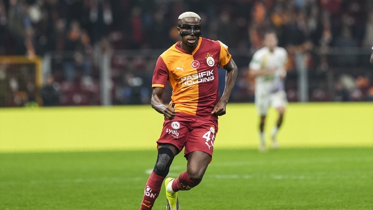 Bir dönem Trabzonspor formasını da giyen Jhon Obi Mikel, Galatasaray'ın