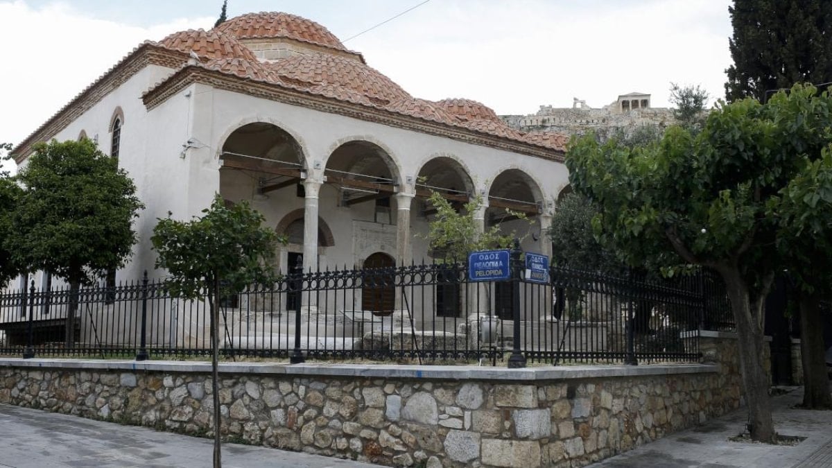 Yunanistan Göç ve İltica Bakanı Thanos Plevris, resmi olarak yalnızca