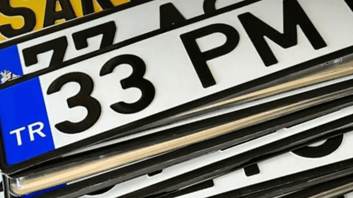 İçişleri Bakanlığı, APP plaka için yaşanan karmaşada, plakayı basan şoförler