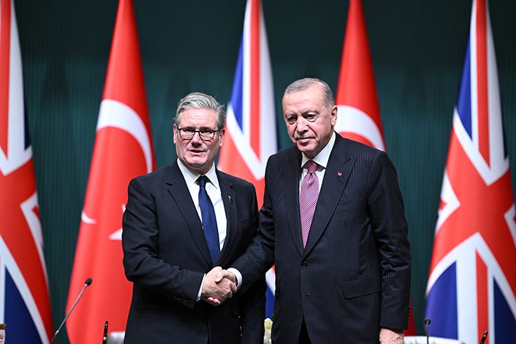 Cumhurbaşkanı Recep Tayyip Erdoğan, Birleşik Krallık Başbakanı Keir Starmer ile