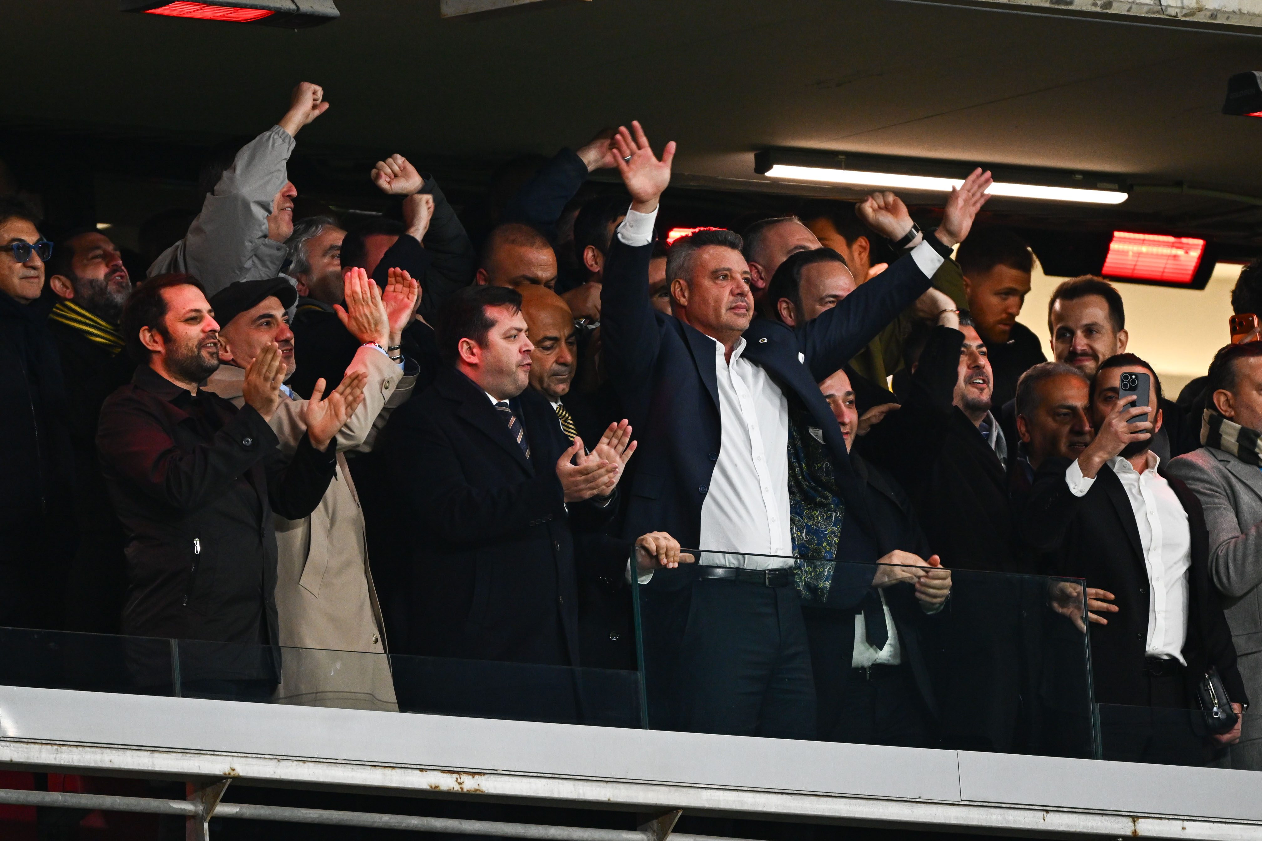 Fenerbahçe, Yüksek Divan Kurulu toplantısının ertelendiğini açıkladı.