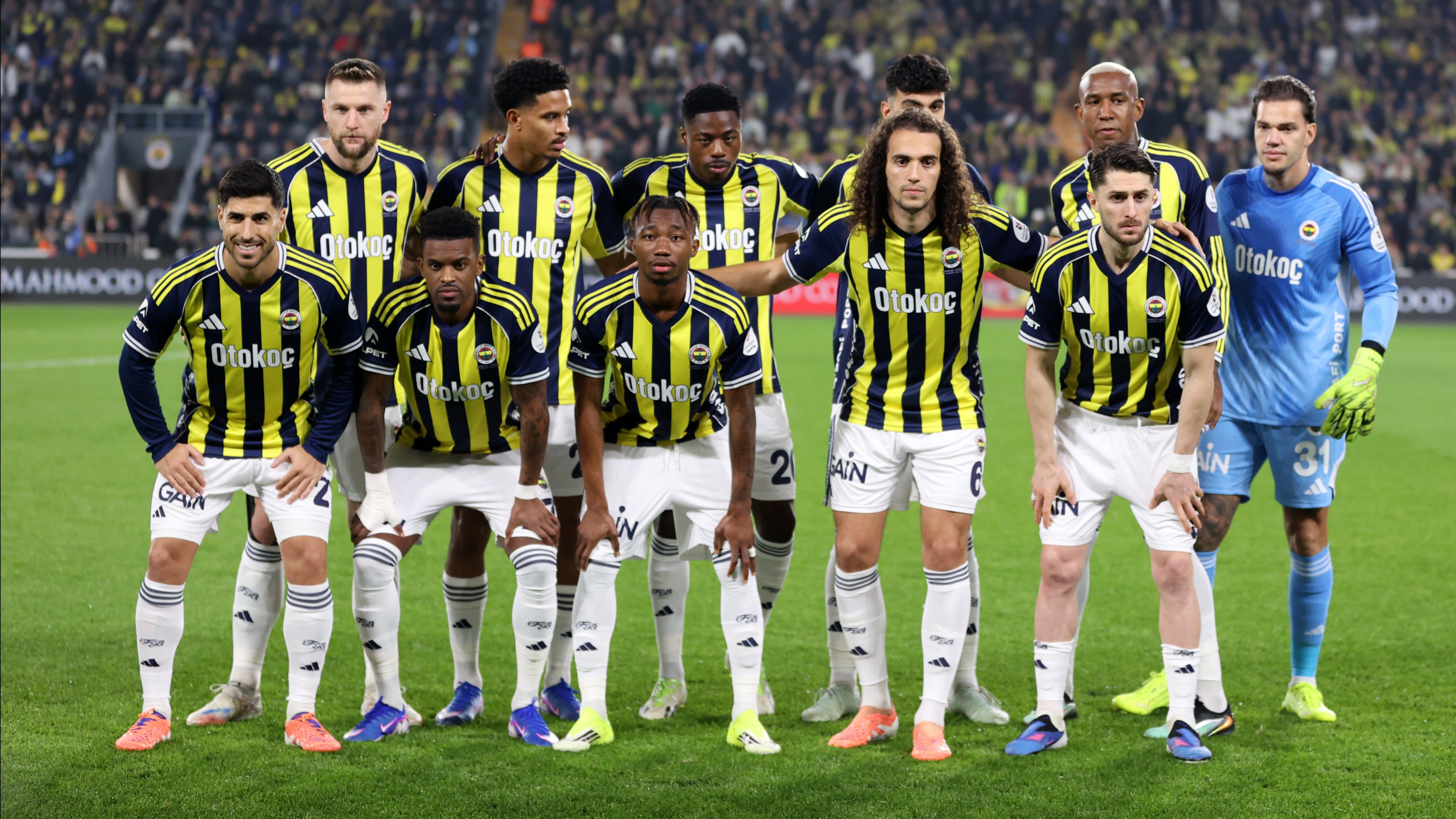 Fenerbahçe, Antalyaspor maçında sakatlanarak oyuna devam edemeyen Nelson Semedo’nun sol