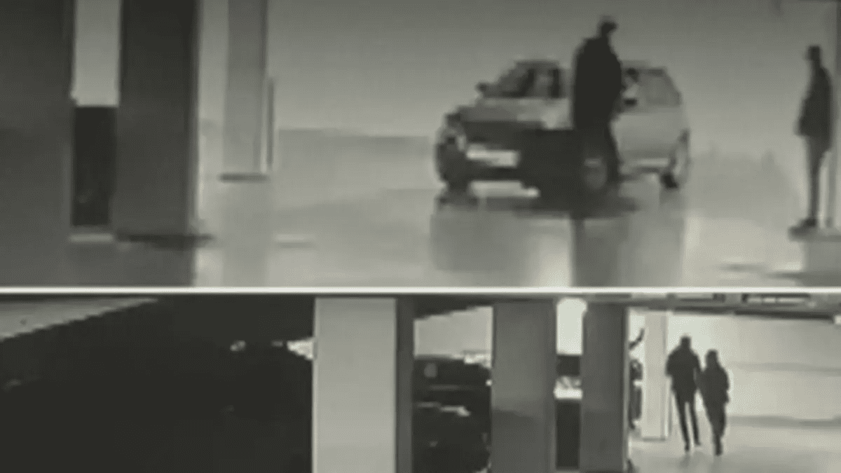 İstanbul'da site otoparkındaki 2 araçtan 30 milyon dolar çalınmasına ilişkin