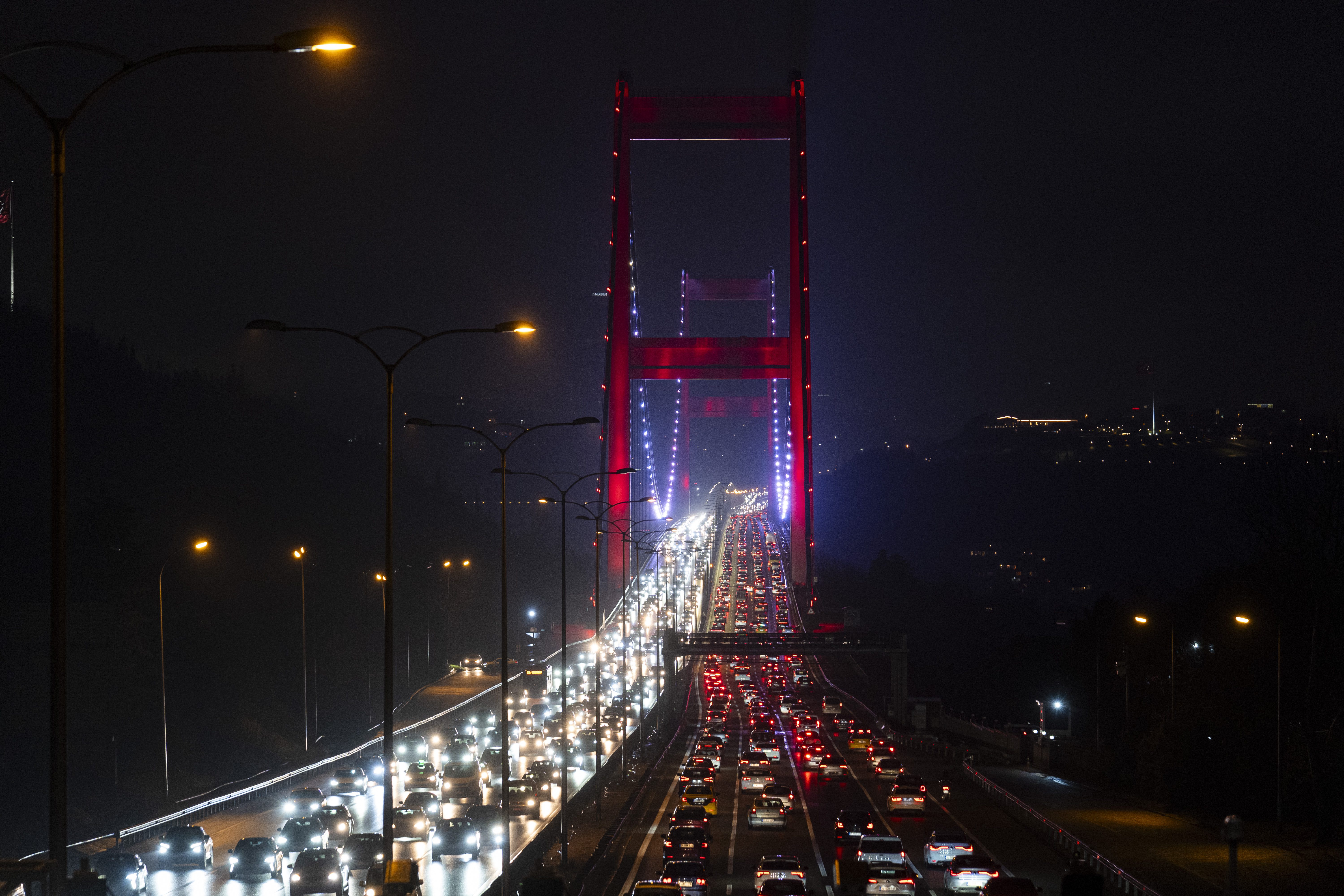 İstanbul'da Ramazan Bayramı’nın ikinci gününde gece yarısı trafik yoğunluğu yüzde