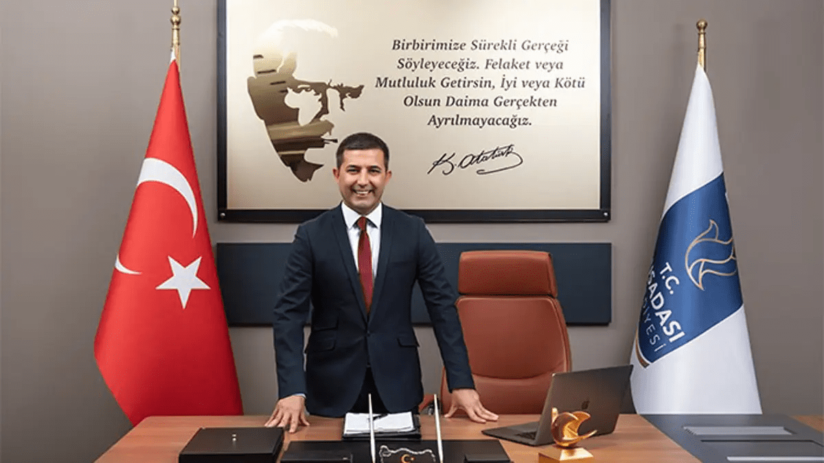 Kuşadası Belediyesi'ne yönelik rüşvet soruşturması kapsamında dün tutuklanan Belediye Başkanı