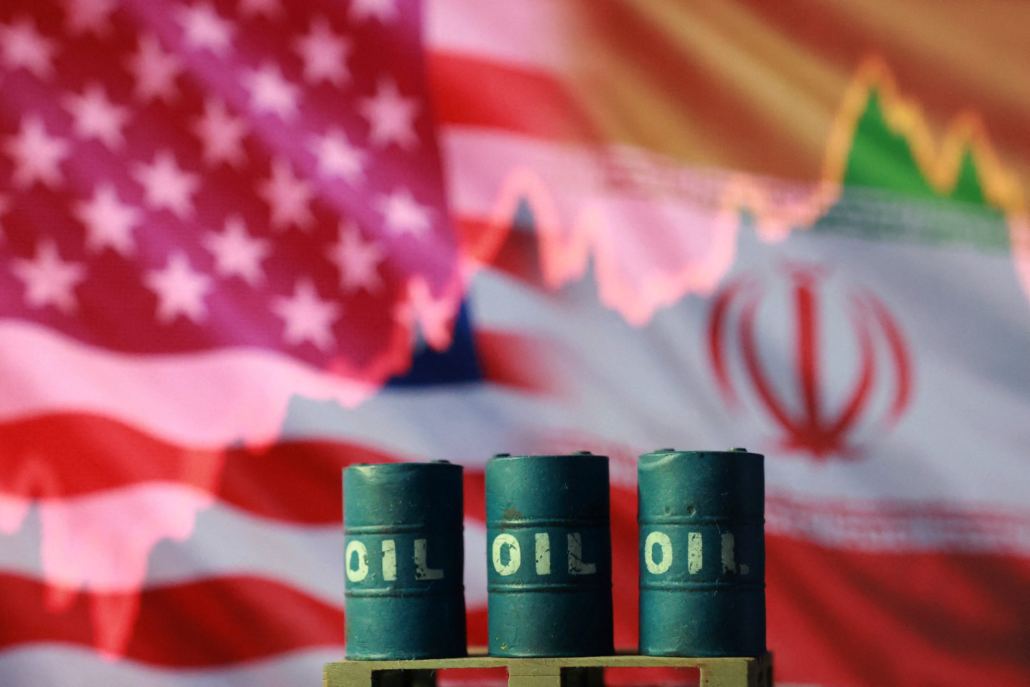 ABD Başkanı Donald Trump'ın Hürmüz Boğazı'na ilişkin açıklamaları ve İran'a