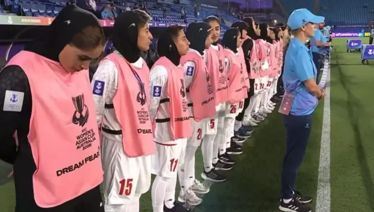 ABD Başkanı Donald Trump, Avustralya Başbakanı Anthony Albanese’e çağrıda bulunarak,