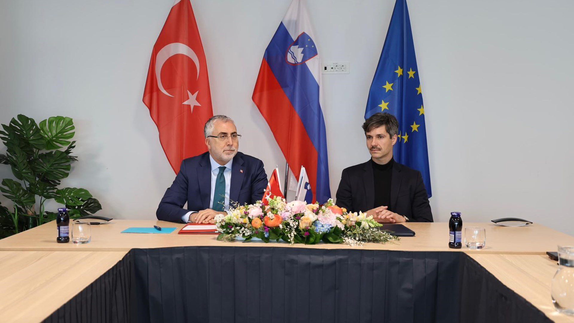 Türkiye ile Slovenya arasında Sosyal Güvenlik Anlaşması imzalandı. Çalışma ve