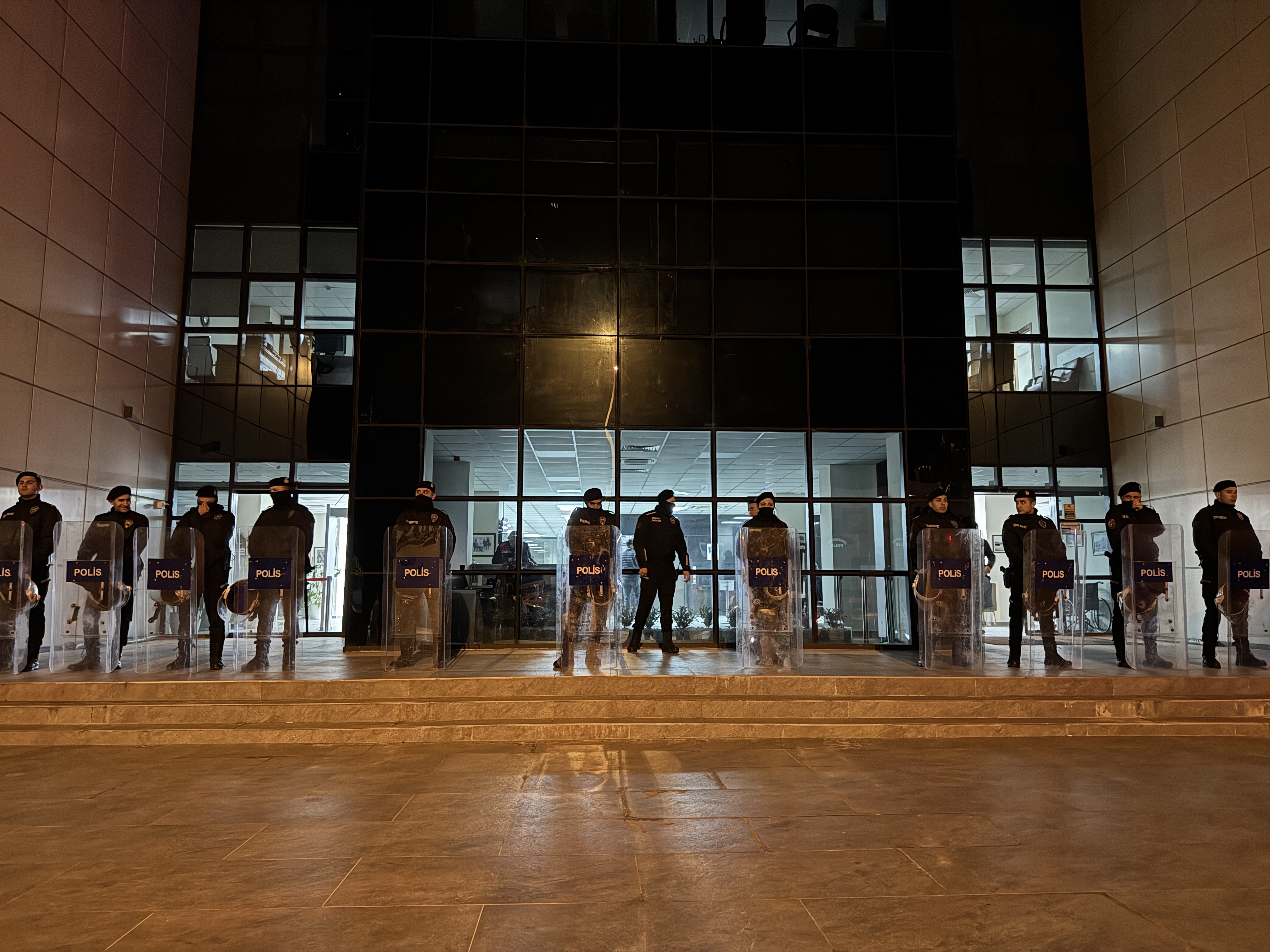 Rüşvet ve usulsüzlük iddialarına ilişkin soruşturmada CHP'li Uşak ve Marmaris