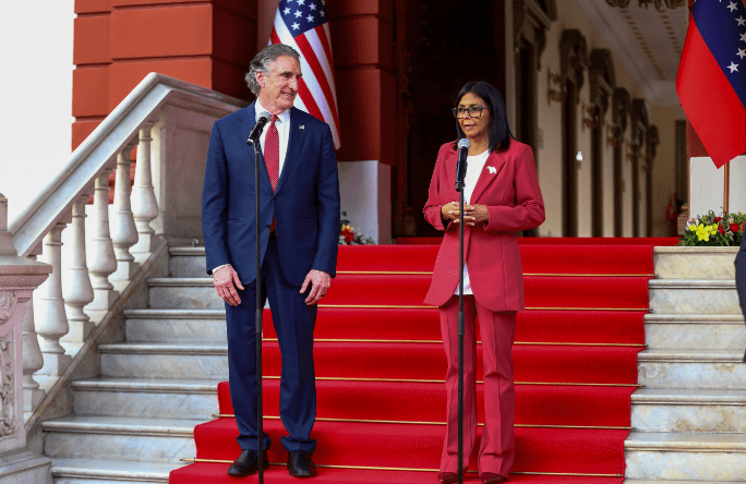 ABD'ye kaçırılan Nicholas Maduro'nun koltuğuna turan Venezuela Geçici Devlet Başkanı