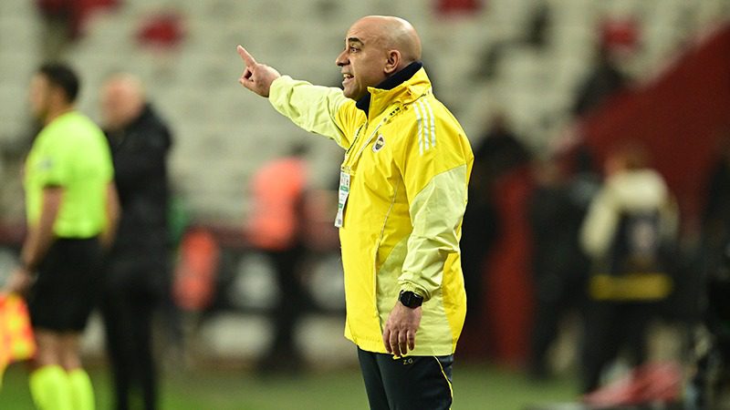 Fenerbahçe'nin teknik sorumlusu Zeki Murat Göle, Antalyaspor maçının ardından konuştu.