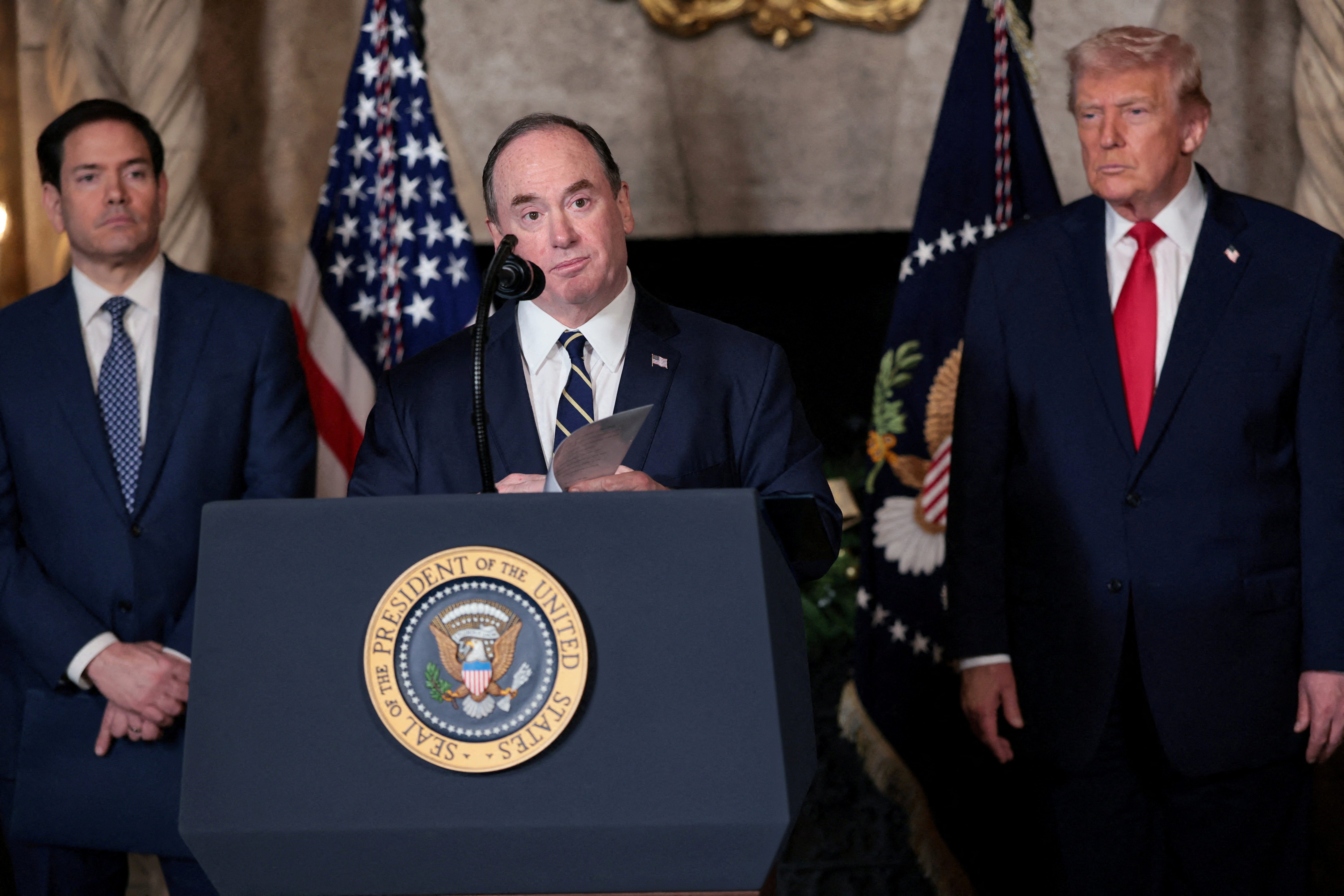 İran Savaşı'nda kritik görev üstlenen ABD Donanması'nın sekreteri John Phelan