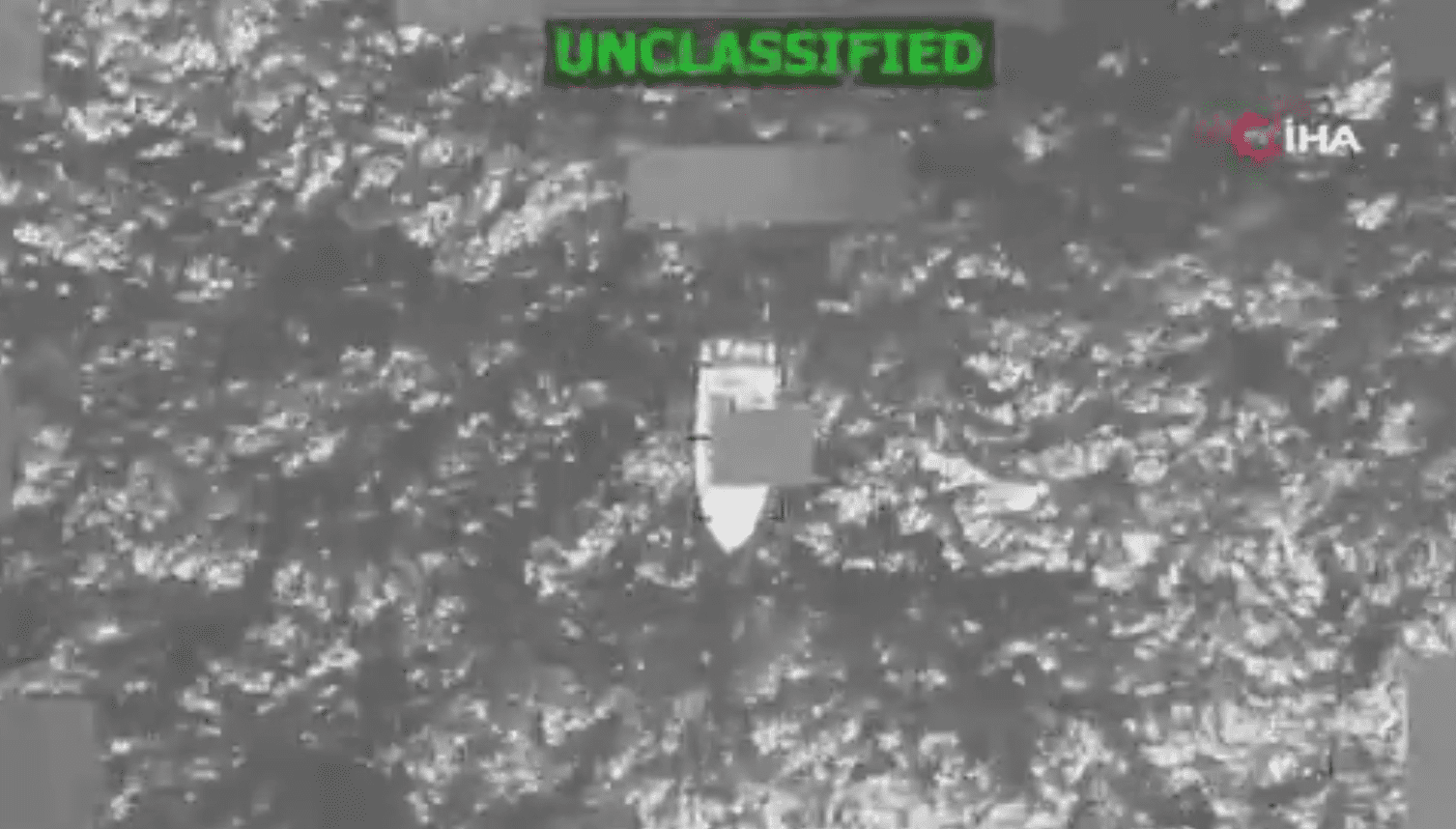 ABD ordusu, Doğu Pasifik’te uyuşturucu taşıdığı tespit edilen bir tekneye