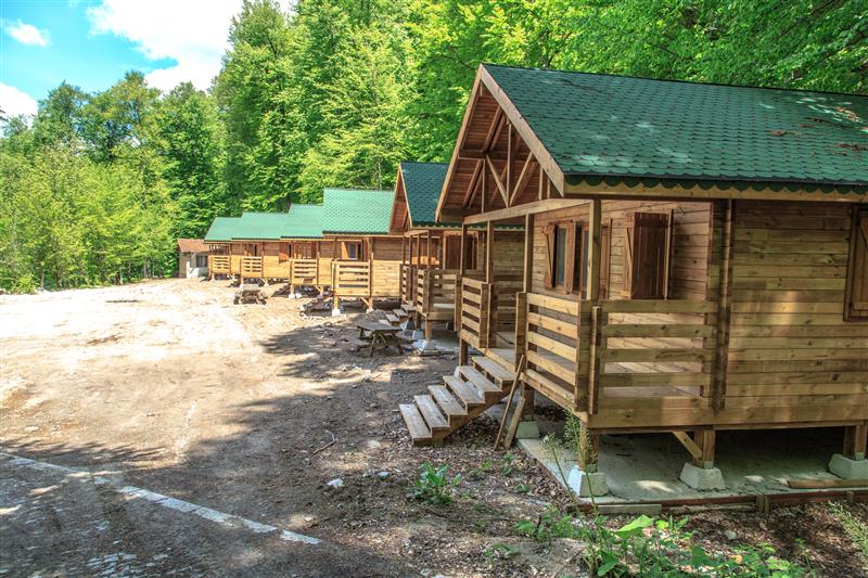 Tarım arazilerindeki kaçak yapılar için yeni bir yönetmelik çalışması gündemde.