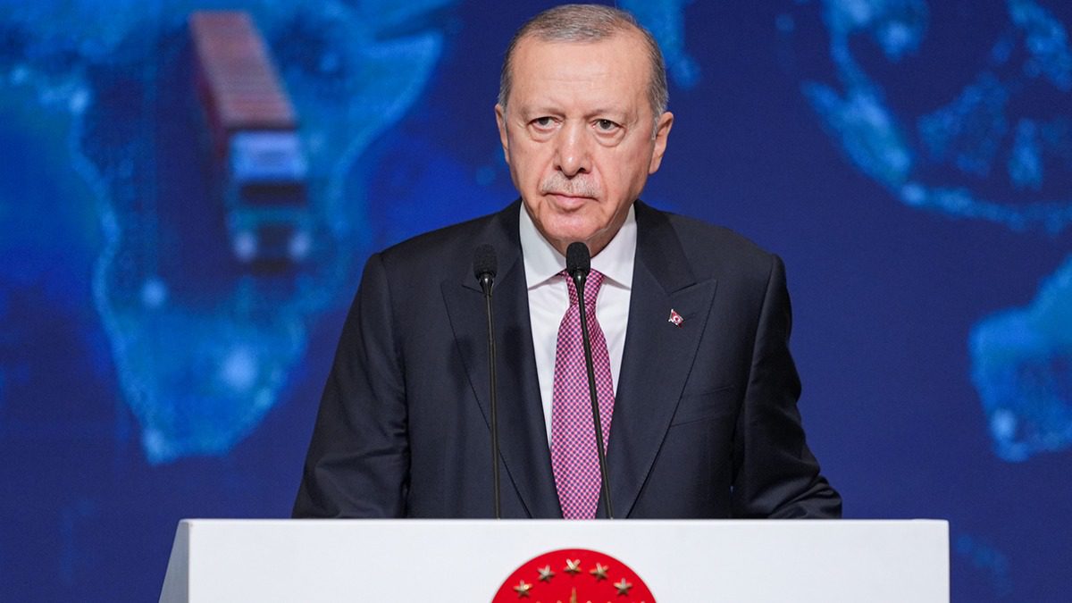 Cumhurbaşkanı Recep Tayyip Erdoğan, teknolojinin meslekleri ve eğitim anlayışını değiştirmeye