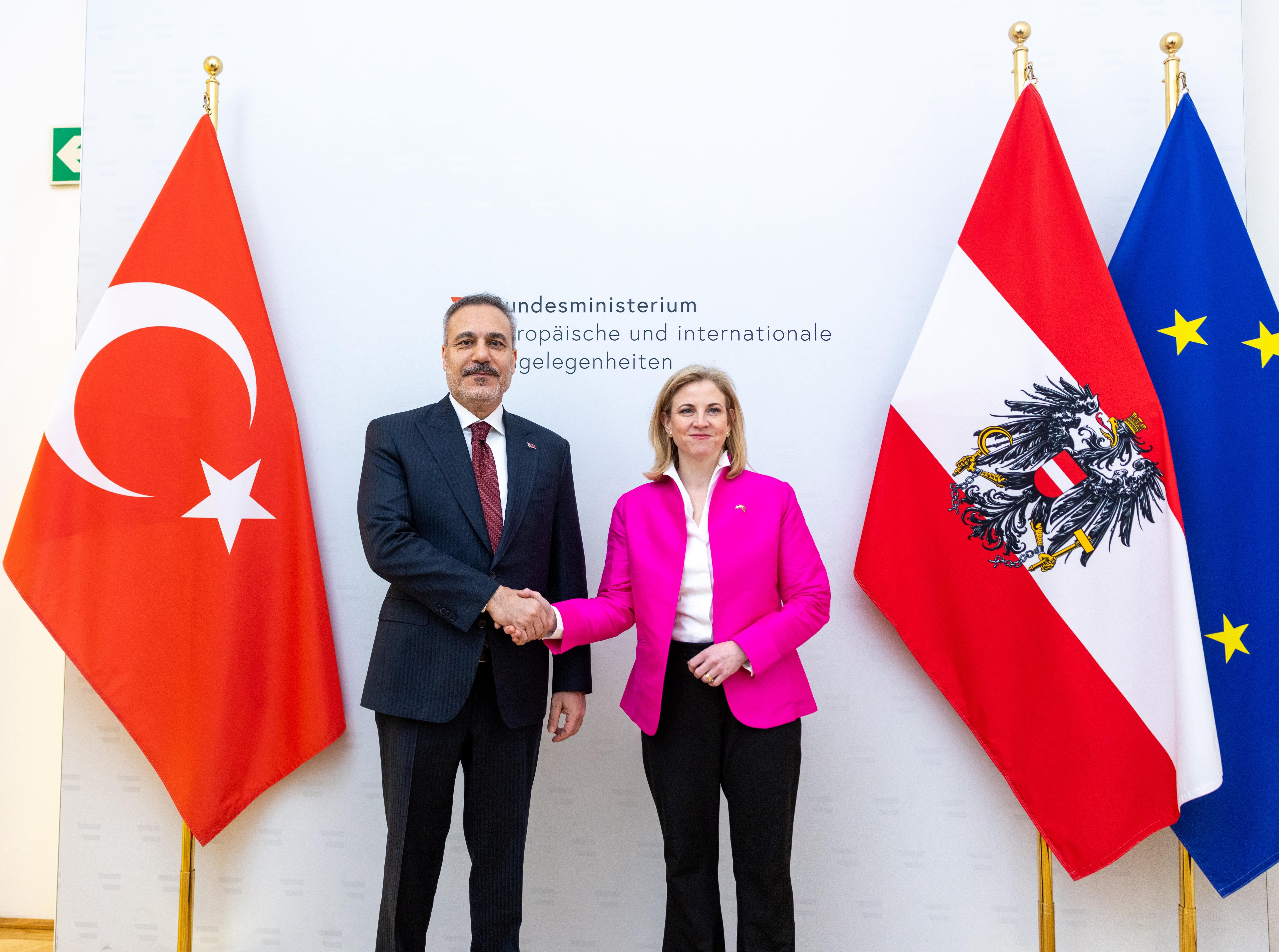 Dışişleri Bakanı Hakan Fidan, resmi temaslar için Avusturya'ya gitti. Fidan,