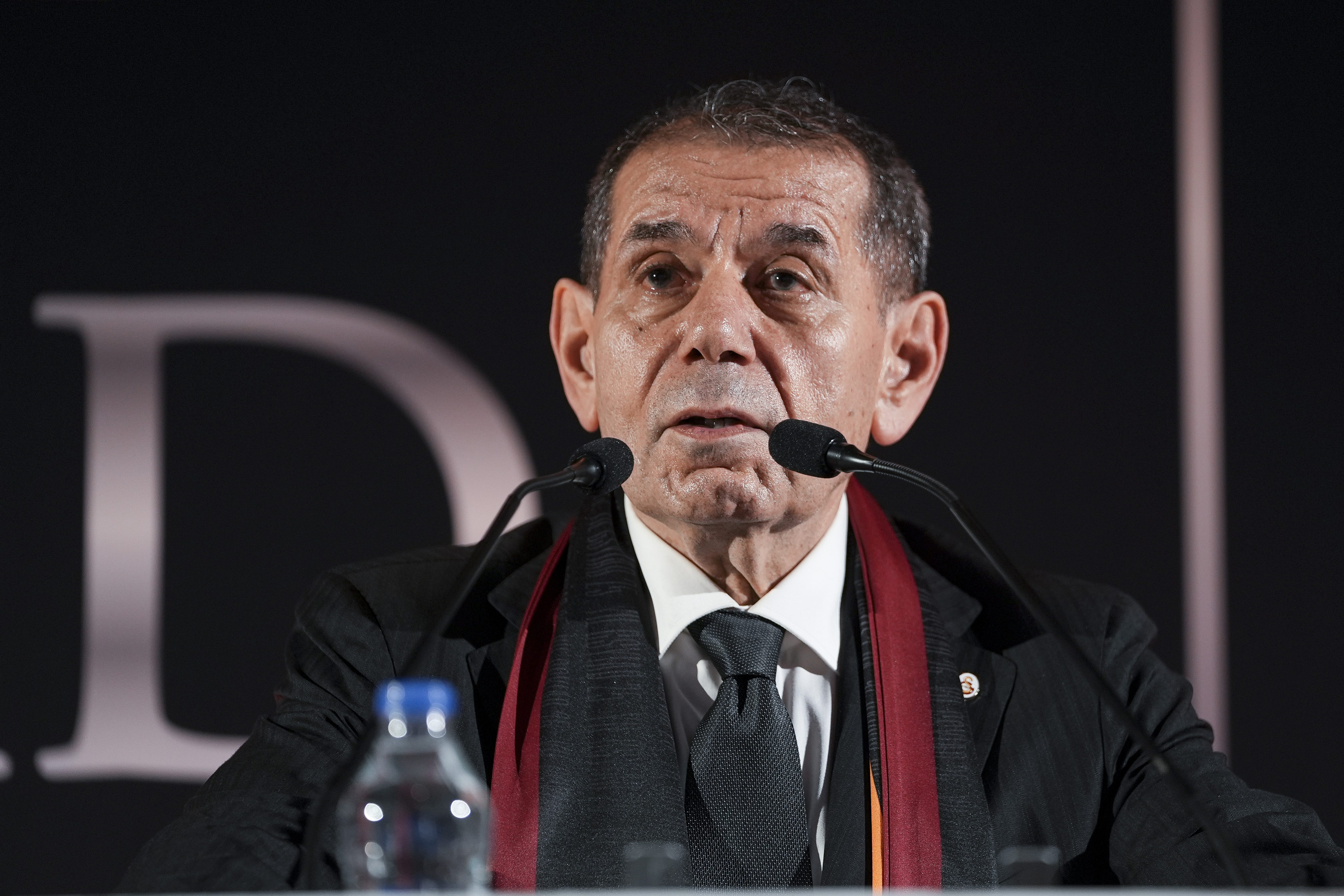 Galatasaray Kulübü Başkanı Dursun Özbek, derbiye atanan hakem ve şampiyonluk