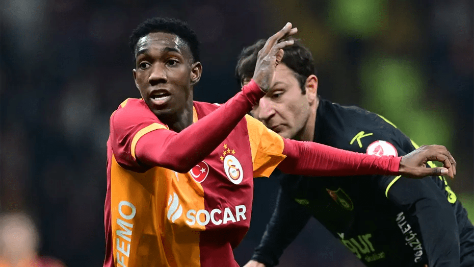 Galatasaray'ın Kocaelispor ile 1-1 berabere kalarak şampiyonluk yarışında iki puan