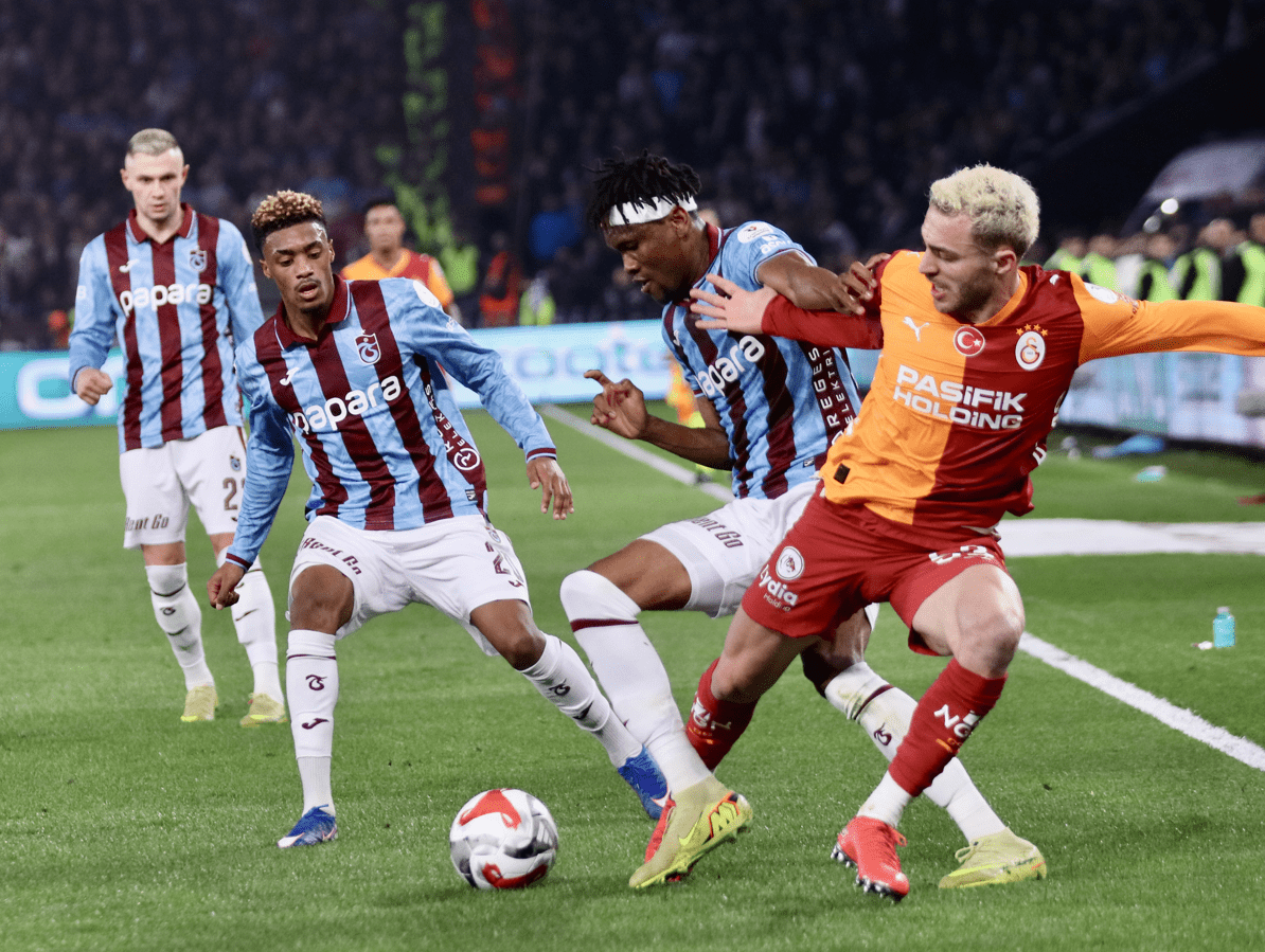 Günün spor sayfalarında, spor gündeminden en yeni gelişmeler ve transfer