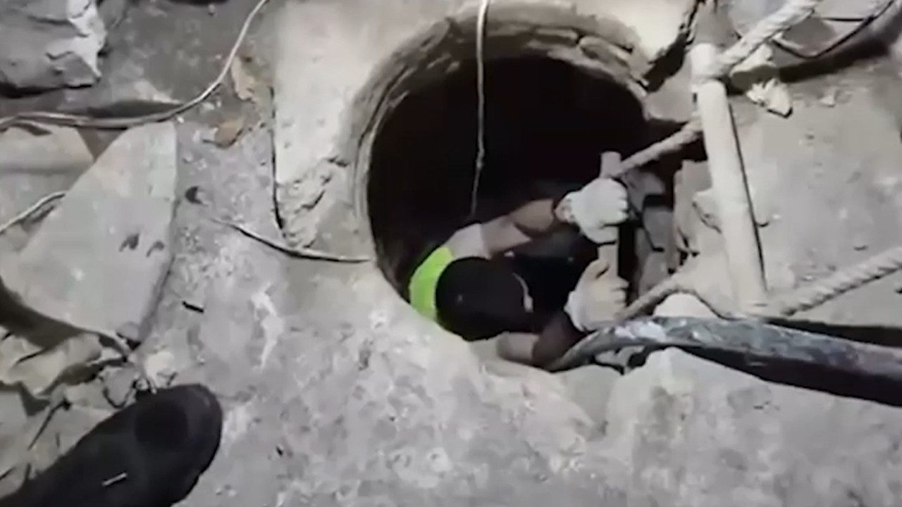 İstanbul Fatih'te arkeolojik sit alanında define arayan 3 şüpheli suçüstü