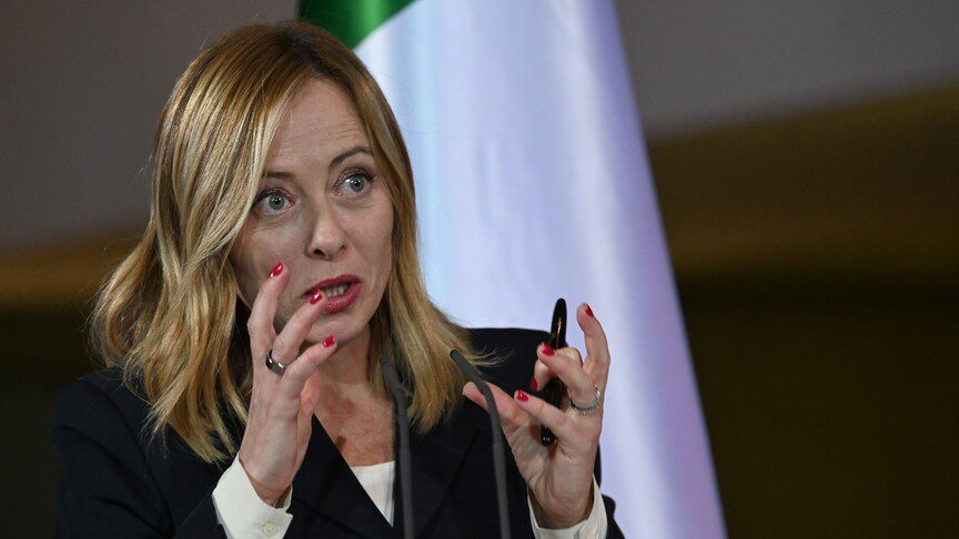 İtalya Başbakanı Meloni, İsrail ile olan savunma anlaşmalarının otomatik yenilenme
