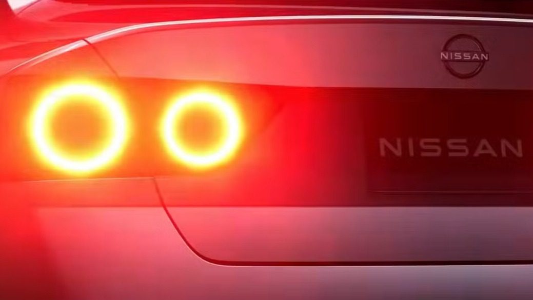 Otomobillerle yakından ilgilenenlerin nadir gördüğü ve sahibi olmak istediği Nissan