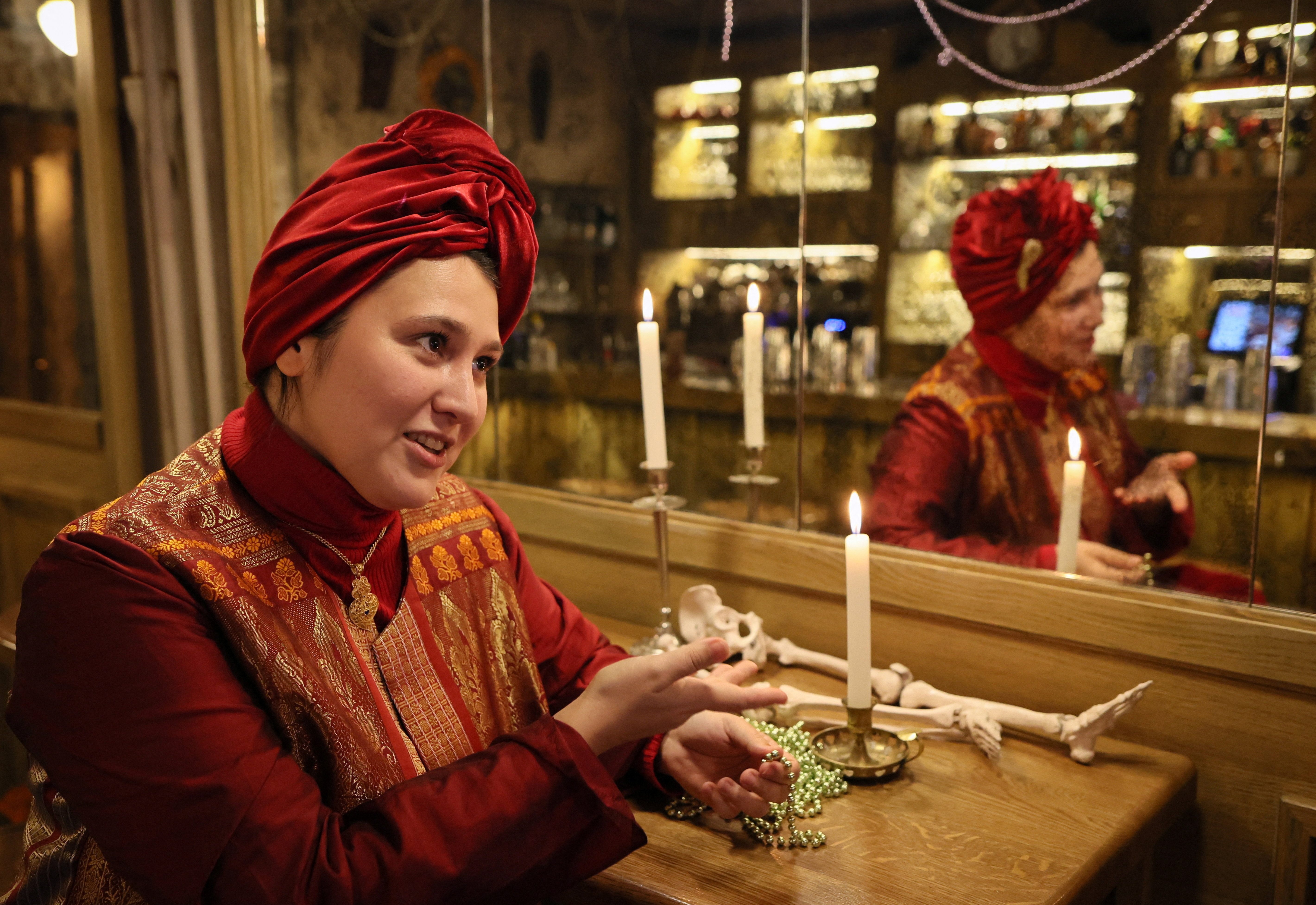 Savaşın yarattığı sıkıntılar Rusya’da büyü ve fala ilgiyi artırdı. Anketlere