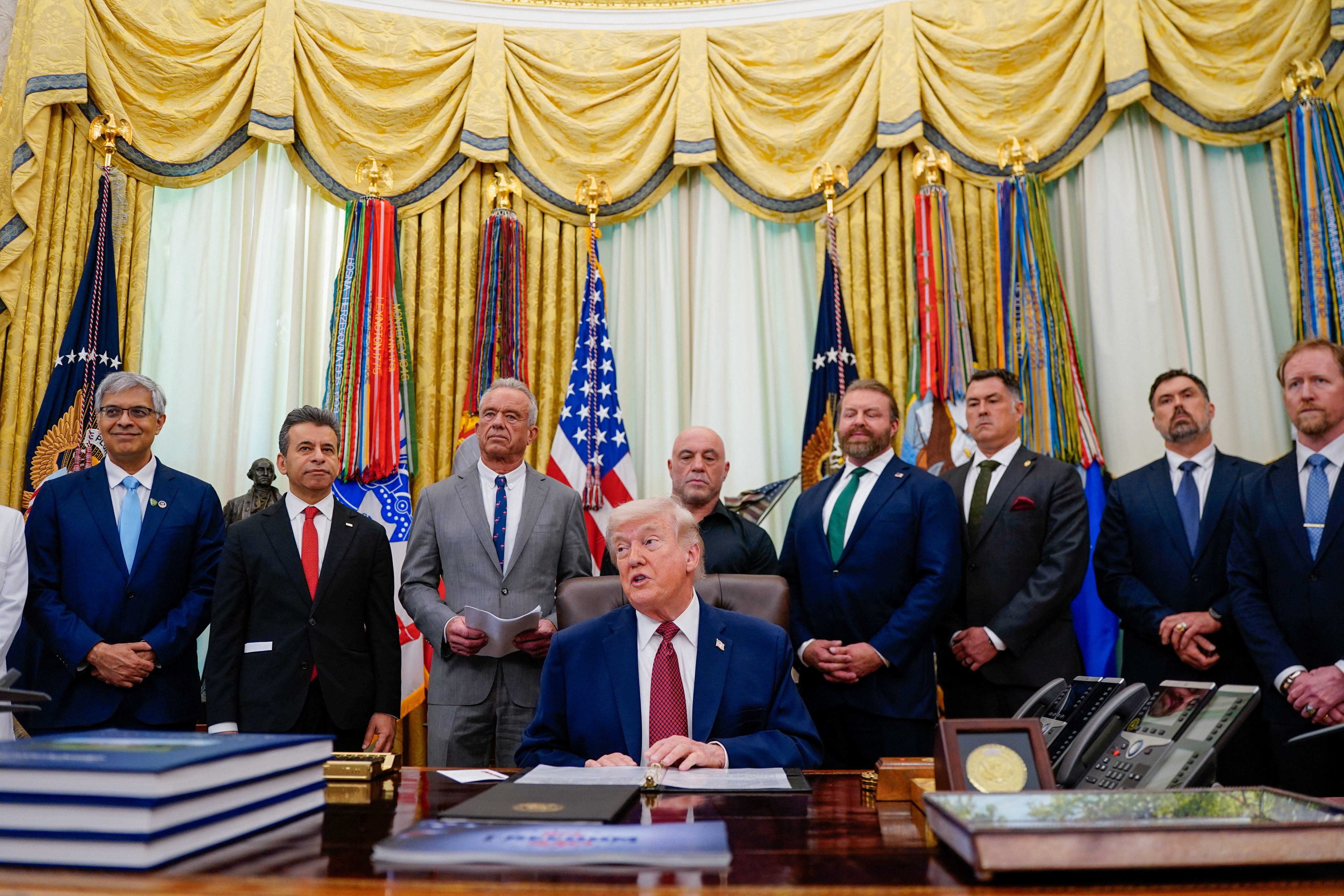 ABD Başkanı Donald Trump, Beyaz Saray'da basın mensuplarına açıklamalarda bulundu.