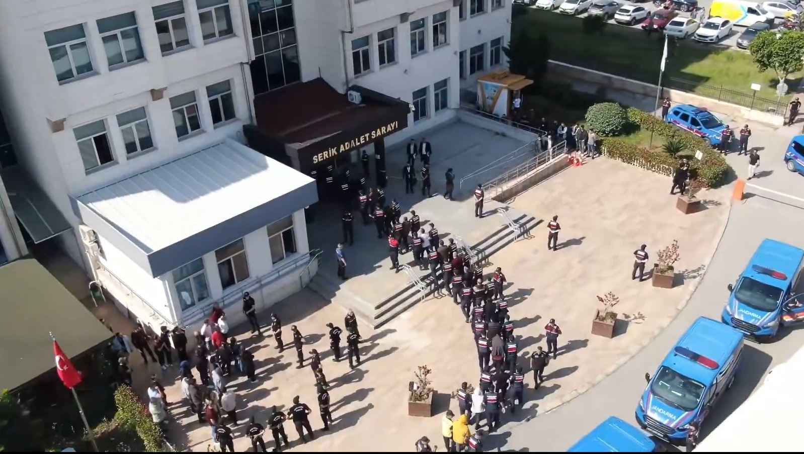 İçişleri Bakanlığı, 11 ilde 15 ayrı organize suç örgütüne yönelik