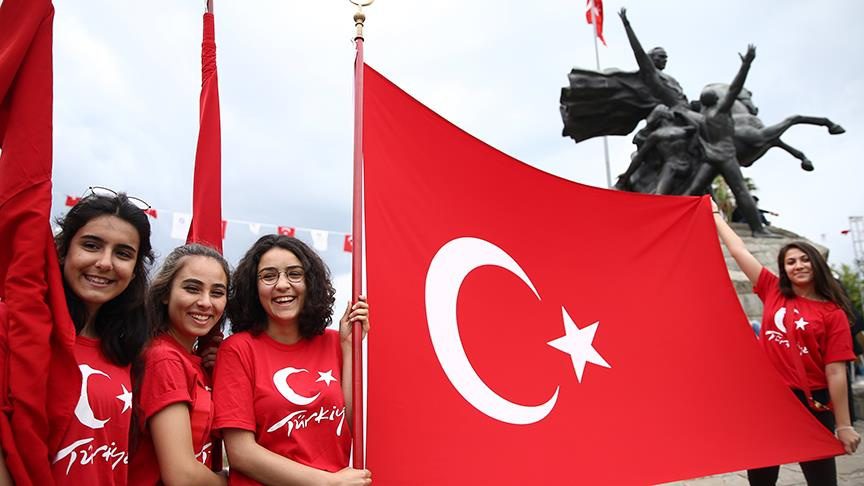 19 Mayıs Atatürk’ü Anma, Gençlik ve Spor Bayramı’nın coşkusu her