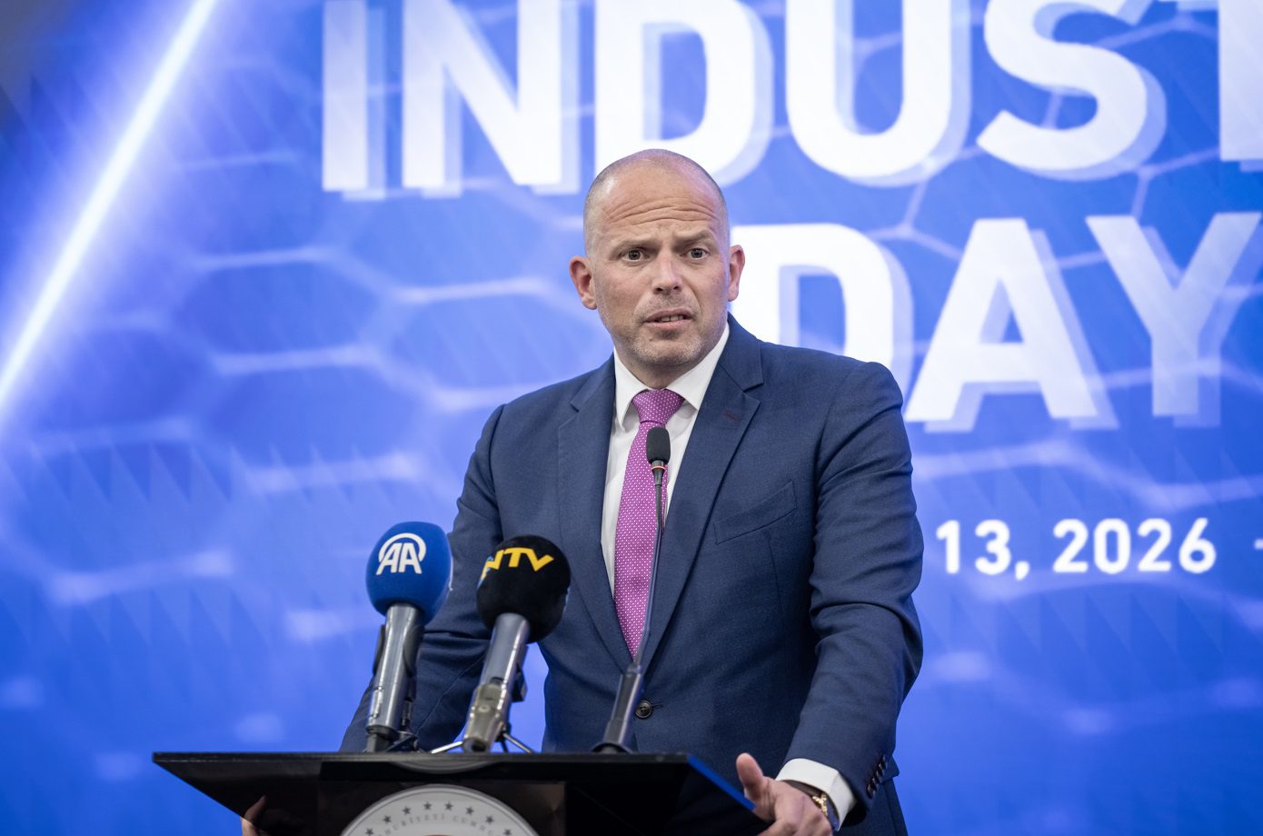 Francken, Türkiye’nin savunma sanayisinde önemli bir ilerleme kaydettiğini belirterek, Belçika’nın